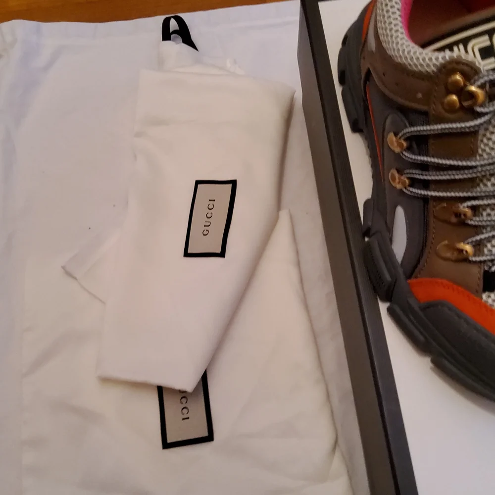 Gucci Flashtreck Sneakers!! NWT!! - Picture 6 of 6